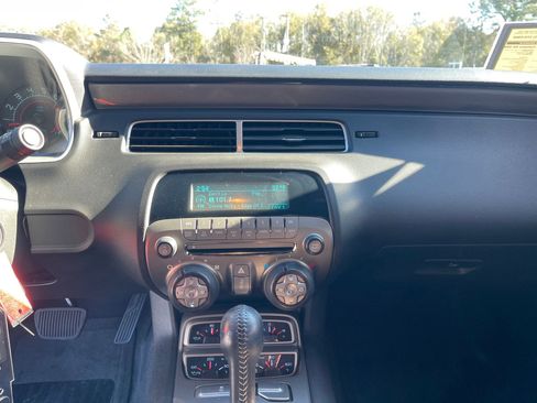 Used 2010 Chevrolet Camaro SS image 17