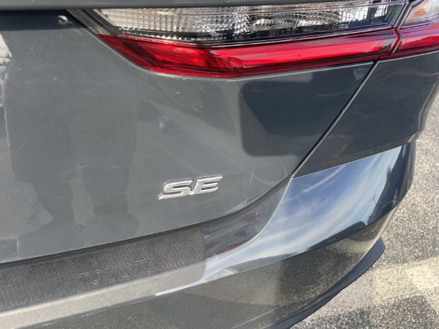 Used 2025 Toyota Camry SE AWD/4WD image 7