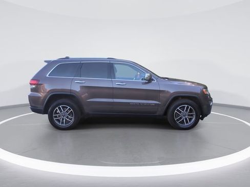 Used 2021 Jeep Grand Cherokee Limited AWD/4WD image 9