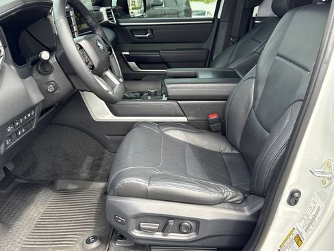Certified 2025 Toyota Tundra Platinum AWD/4WD image 18