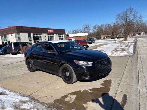 Used 2019 Ford Taurus Police Interceptor AWD w/ 2-tone Vinyl Package #1 image 15