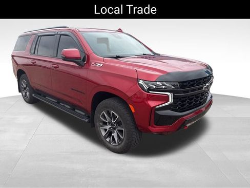 Certified 2024 Chevrolet Suburban Z71 w/ Luxury Package image 8