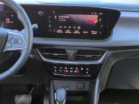 Used 2026 Buick Encore GX Avenir w/ Avenir Technology Package FWD image 18