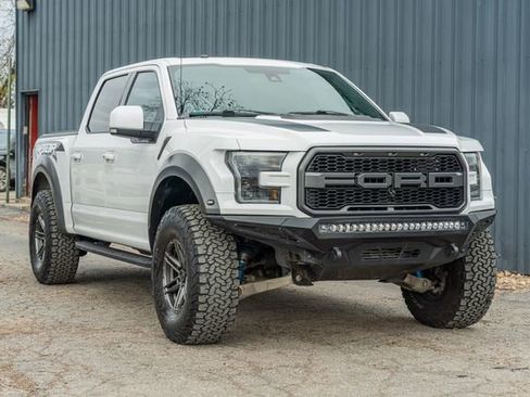 Used 2018 Ford F150 Raptor w/ Equipment Group 802A Luxury image 8