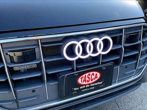 Used 2023 Audi Q8 Premium w/ Convenience Package AWD/4WD image 33
