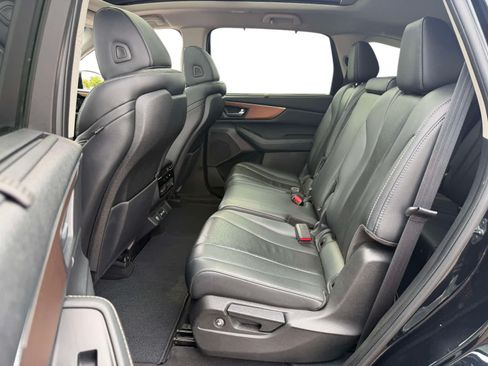 Used 2022 Acura MDX w/ Technology Package AWD/4WD image 14