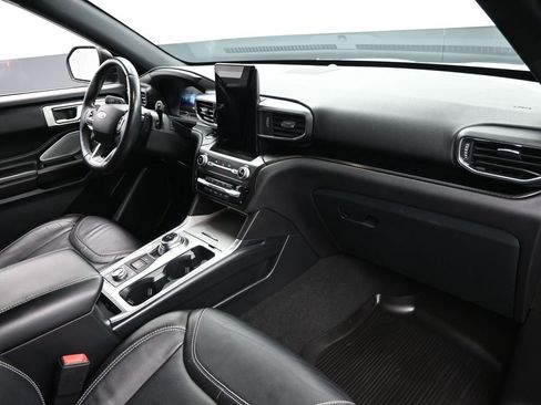 Used 2020 Ford Explorer ST w/ ST Street Pack image 35