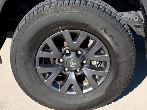 Used 2023 Toyota Tacoma SR5 image 9