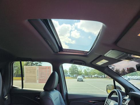 Used 2024 Honda Ridgeline Black Edition image 8