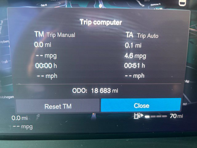 Certified 2024 Volvo XC40 B5 Core AWD/4WD image 23