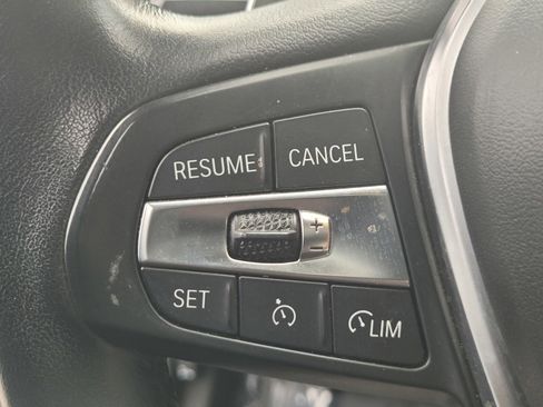 Used 2019 BMW 330i Sedan w/ Convenience Package image 29