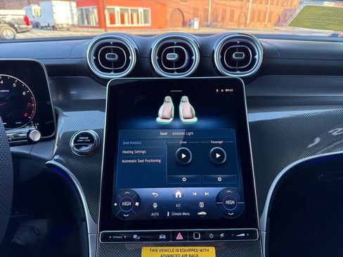 New 2026 Mercedes-Benz GLC 300 4MATIC image 35