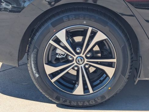 Used 2021 Nissan Sentra SV image 7