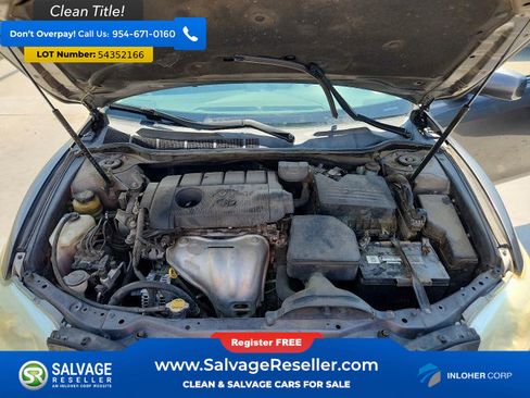 Used 2011 Toyota Camry LE w/ LE Extra-Value Pkg FWD image 15