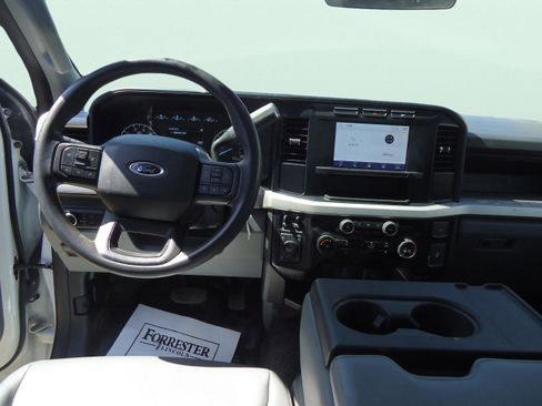 Used 2023 Ford F350 XL w/ Snow Plow Prep Package image 12