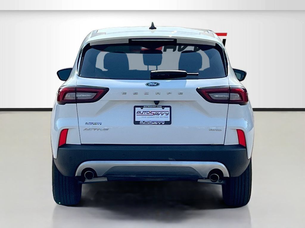 Used 2024 Ford Escape Active w/ Tech Pack #1 AWD/4WD image 6