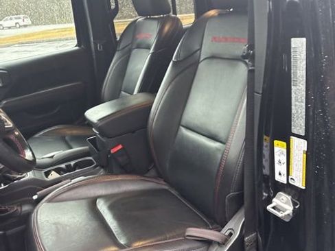 Used 2020 Jeep Gladiator Rubicon image 14
