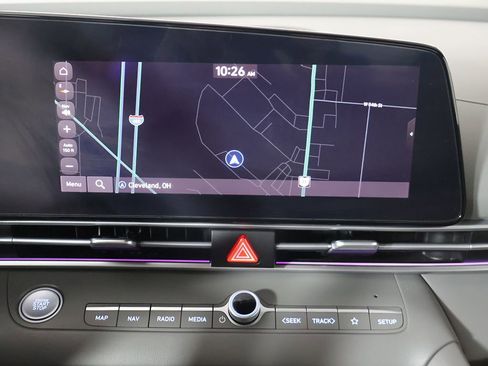 Used 2024 Hyundai Elantra SEL FWD image 41