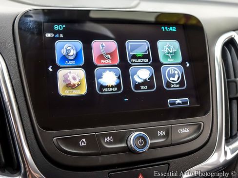 Used 2018 Chevrolet Equinox Premier w/ Infotainment II Package AWD/4WD image 20