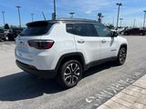 Certified 2022 Jeep Compass Limited image 6