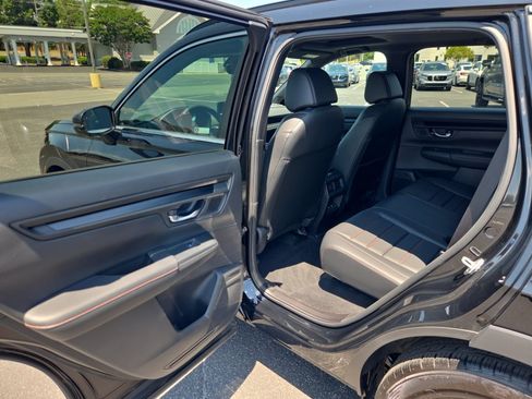 Used 2024 Honda CR-V Sport-L image 30