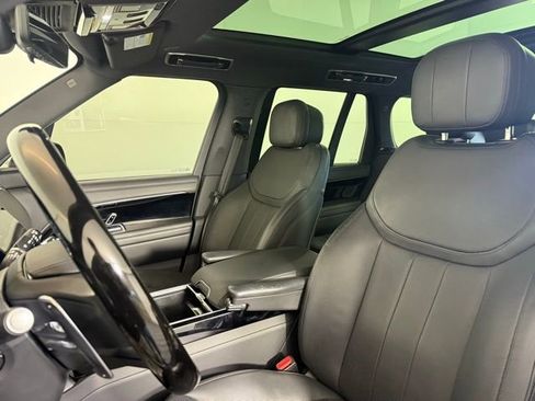 Certified 2023 Land Rover Range Rover SE image 4