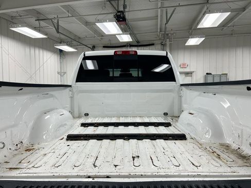 Used 2014 RAM 2500 SLT AWD/4WD image 17