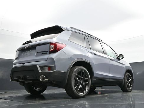 Used 2025 Honda Passport Black Edition image 24