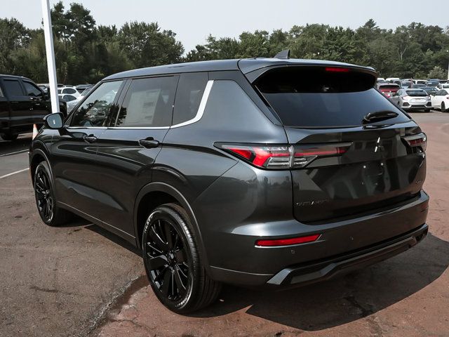 New 2026 Mitsubishi Outlander LE AWD/4WD image 4
