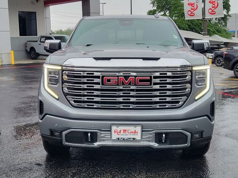 Used 2023 GMC Sierra 1500 Denali w/ Technology Package AWD/4WD image 9