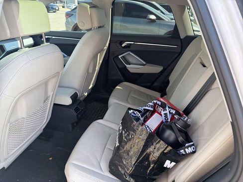 Used 2021 Audi Q3 2.0T Premium w/ Convenience Package image 8