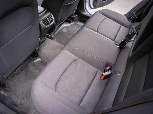 Used 2024 Chevrolet Malibu LT FWD image 25