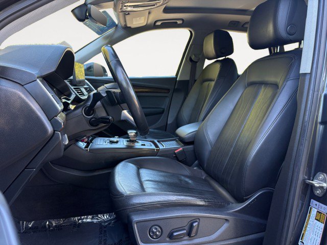 Used 2020 Audi Q5 2.0T Premium AWD/4WD image 6