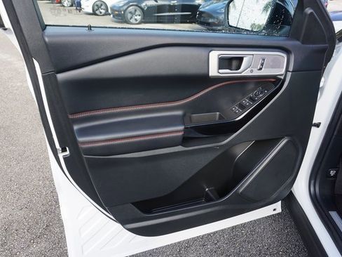 Used 2023 Ford Explorer ST-Line w/ Class IV Trailer Tow Package image 28