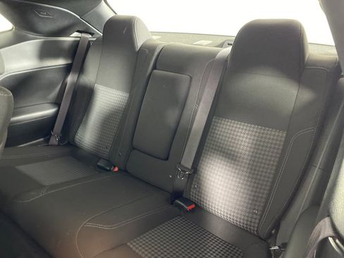 Used 2021 Dodge Challenger SXT image 9