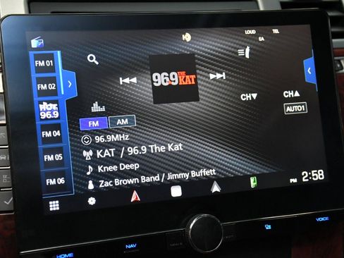 Used 2013 Cadillac Escalade EXT Luxury AWD/4WD image 47