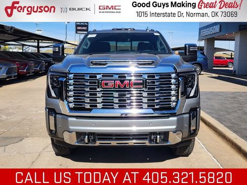 New 2026 GMC Sierra 2500 Denali w/ Denali Reserve Package AWD/4WD image 8