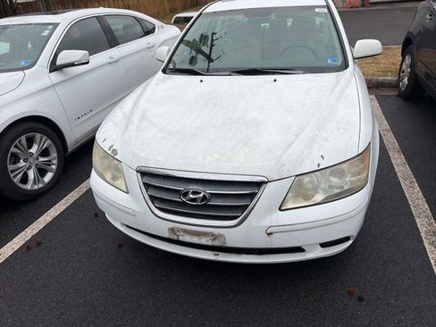 Used 2009 Hyundai Sonata GLS image 2