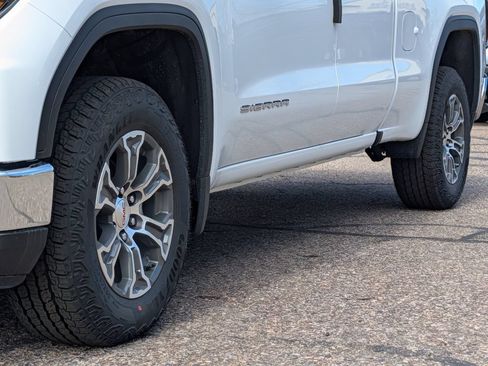 New 2026 GMC Sierra 1500 SLE AWD/4WD image 6