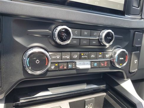 Used 2023 Ford F250 Limited w/ FX4 Off-Road Package image 24