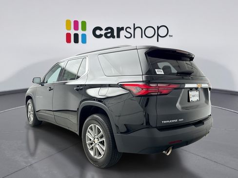 Used 2023 Chevrolet Traverse LT AWD/4WD image 3