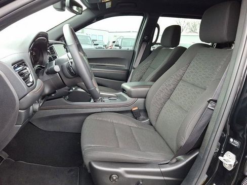 Certified 2025 Dodge Durango GT image 17