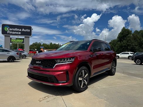 Used 2022 Kia Sorento S w/ Panoramic Sunroof Package FWD image 1