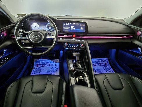 Used 2023 Hyundai Elantra Limited w/ Winter Weather Package FWD image 19