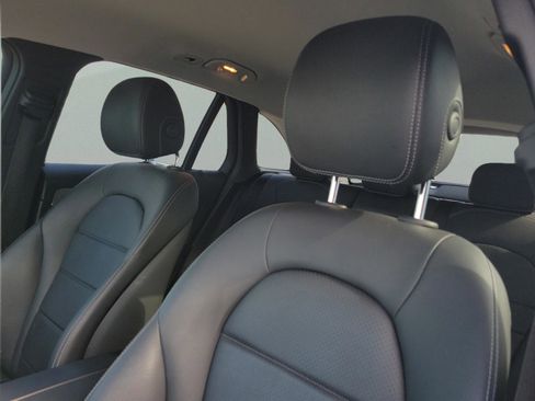 Certified 2022 Mercedes-Benz GLC 300 image 23