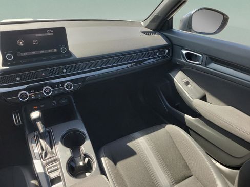 Used 2023 Honda Civic Sport image 33