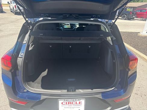 Used 2023 Buick Encore GX Preferred w/ Cold Weather Comfort Package FWD image 29