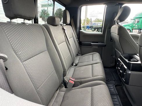 Used 2018 Ford F150 XLT w/ Equipment Group 302A Luxury AWD/4WD image 13