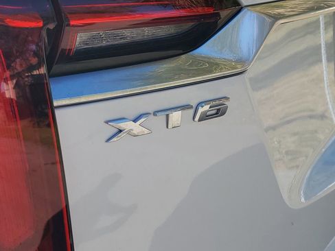Used 2025 Cadillac XT6 Premium Luxury image 14