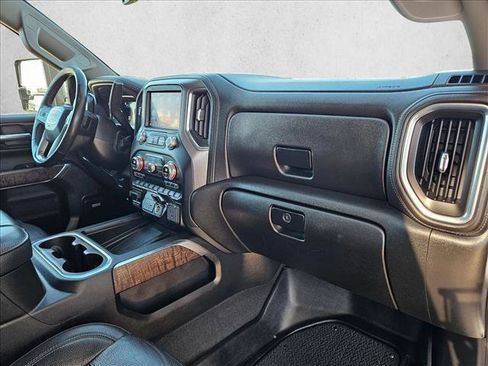 Used 2022 GMC Sierra 2500 Denali image 24